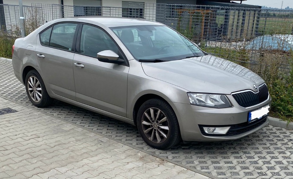 Autopjovna Lada Car Praha Nonstop - koda Octavia III